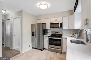 15352 Gunsmith Terrace, Woodbridge, VA 22191 - Photo 6