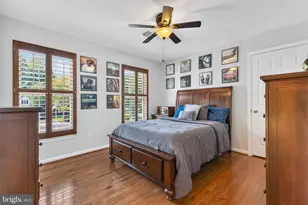 8121 Willingboro Ct, Gainesville, VA 20155 - Photo 46