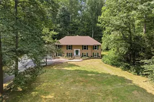 8110 Whitting Dr, Manassas, VA 20112 - Photo 2