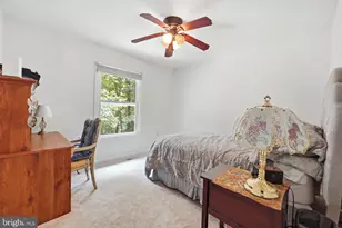 8110 Whitting Dr, Manassas, VA 20112 - Photo 30