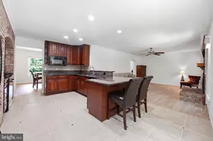 8110 Whitting Dr, Manassas, VA 20112 - Photo 16