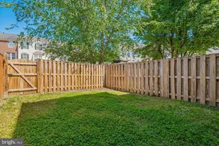 15823 Bobolink Dr, Woodbridge, VA 22191 - Photo 26