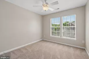 15823 Bobolink Dr, Woodbridge, VA 22191 - Photo 22