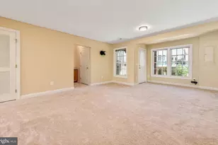 14422 Fowlers Mill Dr, Gainesville, VA 20155 - Photo 10