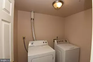 7953 Coachcrest Ct, Manassas, VA 20109 - Photo 20