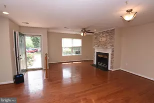 7953 Coachcrest Ct, Manassas, VA 20109 - Photo 4
