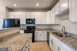 15701 Palermo Terrace, Woodbridge, VA 22191 - Photo 4
