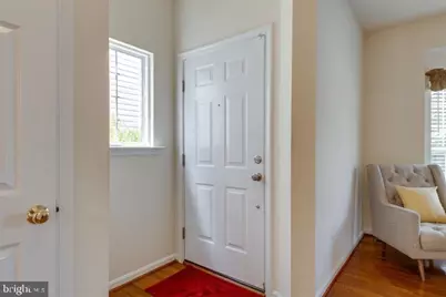 6805 Hollow Glen Court, Gainesville, VA 20155 - Photo 14