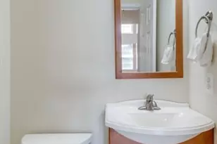 6805 Hollow Glen Ct, Gainesville, VA 20155 - Photo 30