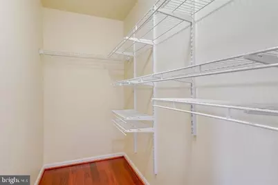 6805 Hollow Glen Court, Gainesville, VA 20155 - Photo 24