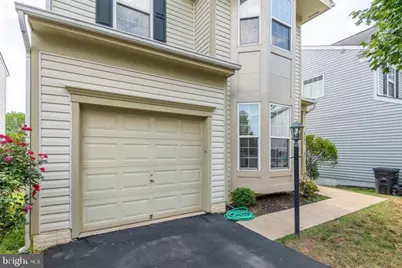 6805 Hollow Glen Court, Gainesville, VA 20155 - Photo 16