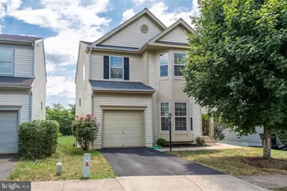 6805 Hollow Glen Court, Gainesville, VA 20155 - Photo 1