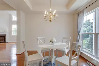 6805 Hollow Glen Court, Gainesville, VA 20155 - Photo 12