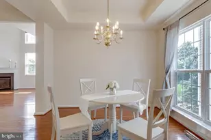 6805 Hollow Glen Ct, Gainesville, VA 20155 - Photo 12