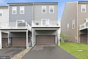 1784 Hickory Woods Rd, Dumfries, VA 22026 - Photo 46