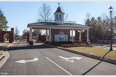 5809 Seven Pines Court, Haymarket, VA 20169 - Photo 4