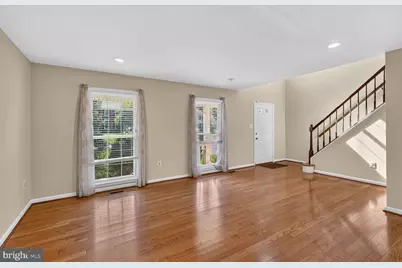 8219 Crackling Fire Drive, Gainesville, VA 20155 - Photo 6