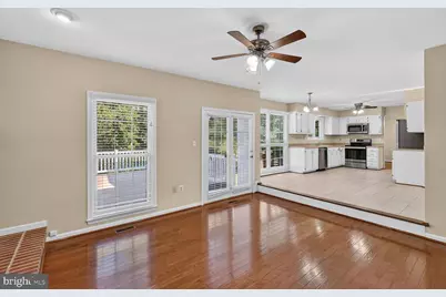 8219 Crackling Fire Drive, Gainesville, VA 20155 - Photo 12