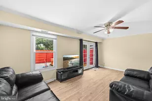 14789 Tamarack Pl, Woodbridge, VA 22191 - Photo 4