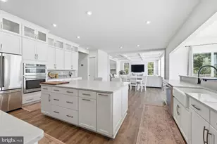 7301 Sugar Magnolia Loop, Gainesville, VA 20155 - Photo 6