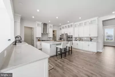 7301 Sugar Magnolia Loop, Gainesville, VA 20155 - Photo 4