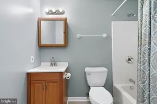 5608 Eppes Island Pl, Manassas, VA 20112 - Photo 32