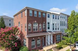 6142 Aster Haven Cir, Haymarket, VA 20169 - Photo 2