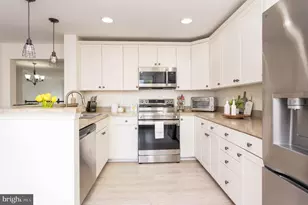 6142 Aster Haven Cir, Haymarket, VA 20169 - Photo 14