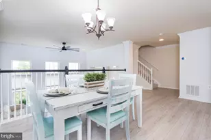 6142 Aster Haven Cir, Haymarket, VA 20169 - Photo 10