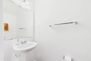 15653 John Diskin Cir, Woodbridge, VA 22191 - Photo 26