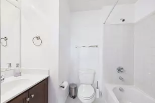 15653 John Diskin Cir, Woodbridge, VA 22191 - Photo 6