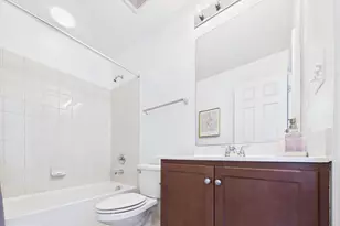 15653 John Diskin Cir, Woodbridge, VA 22191 - Photo 24