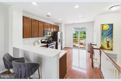 15653 John Diskin Circle, Woodbridge, VA 22191 - Photo 14