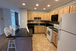 2740 Winston Ct, Woodbridge, VA 22191 - Photo 8