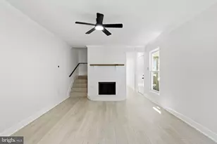 2825 Chablis Cir, Woodbridge, VA 22192 - Photo 6