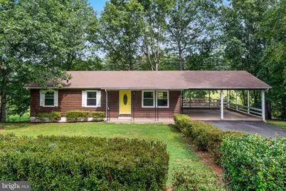 5844 Anthony Drive, Woodbridge, VA 22193 - Photo 2