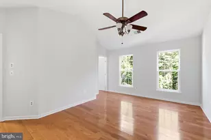 14039 Sable Ct, Woodbridge, VA 22193 - Photo 30