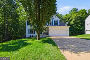 14039 Sable Ct, Woodbridge, VA 22193 - Photo 2