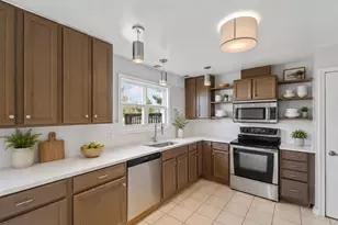 2904 Madeira Ct, Woodbridge, VA 22192 - Photo 10