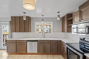 2904 Madeira Ct, Woodbridge, VA 22192 - Photo 14