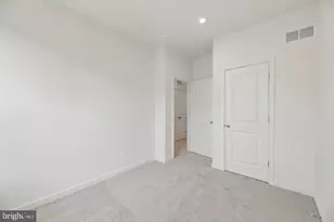 18022 Alicia Ave, Dumfries, VA 22026 - Photo 16