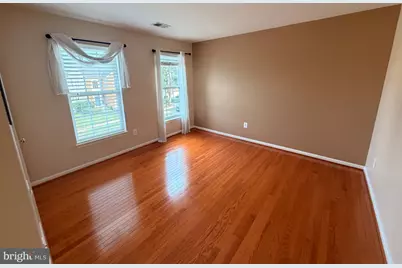 17068 Loftridge Lane, Gainesville, VA 20155 - Photo 12