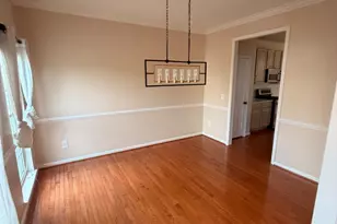 17068 Loftridge Ln, Gainesville, VA 20155 - Photo 6