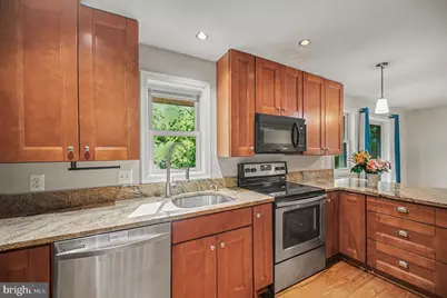 7409 Lake Drive, Manassas, VA 20111 - Photo 6