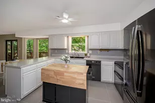 4204 Avon Dr, Dumfries, VA 22025 - Photo 16