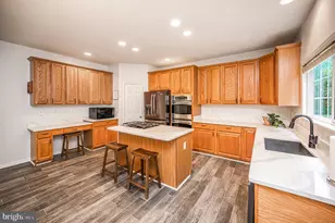 5917 Fincastle Dr, Manassas, VA 20112 - Photo 12