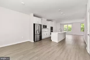 13660 Cobble Loop, Woodbridge, VA 22193 - Photo 4