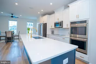 8790 Kensington Church St, Manassas, VA 20112 - Photo 16