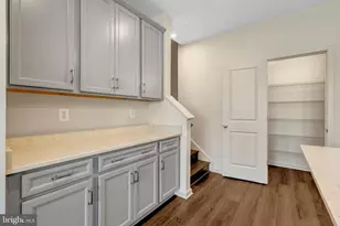 2508 Neabsco Common Pl, Woodbridge, VA 22191 - Photo 8