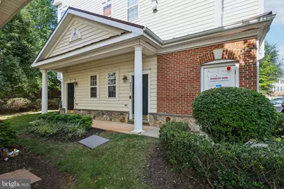 6821 Hampton Bay Lane, Gainesville, VA 20155 - Photo 2